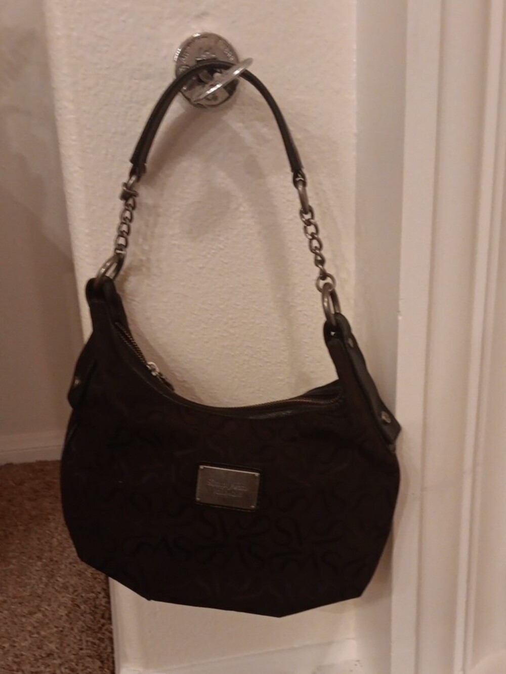 Vera Wang Black Shoulder Hobo with Chain-Detail Strap